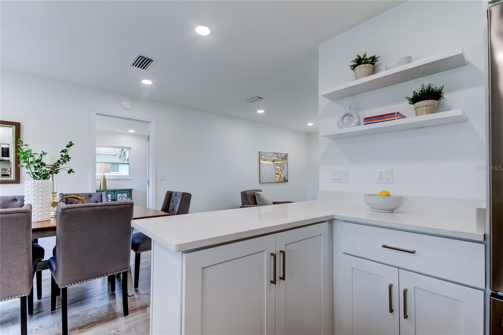 Image 20 of 52 For 13344 88th Avenue