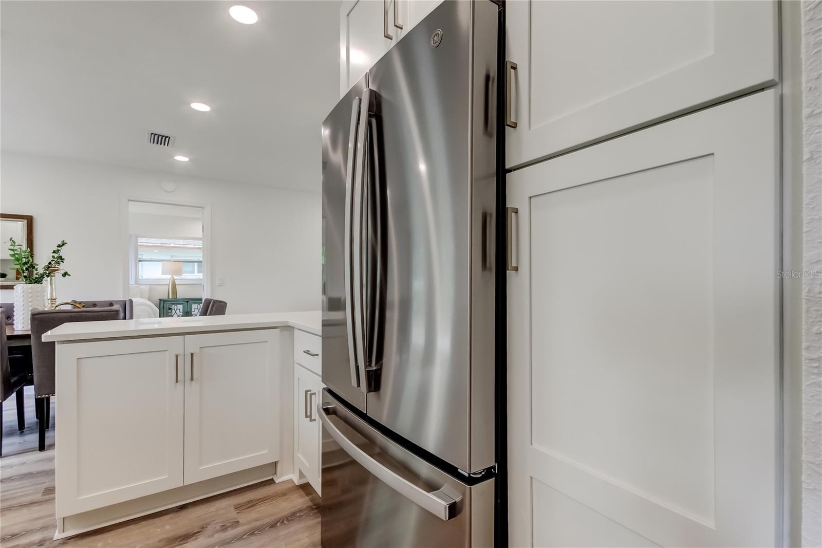 Image 22 of 52 For 13344 88th Avenue