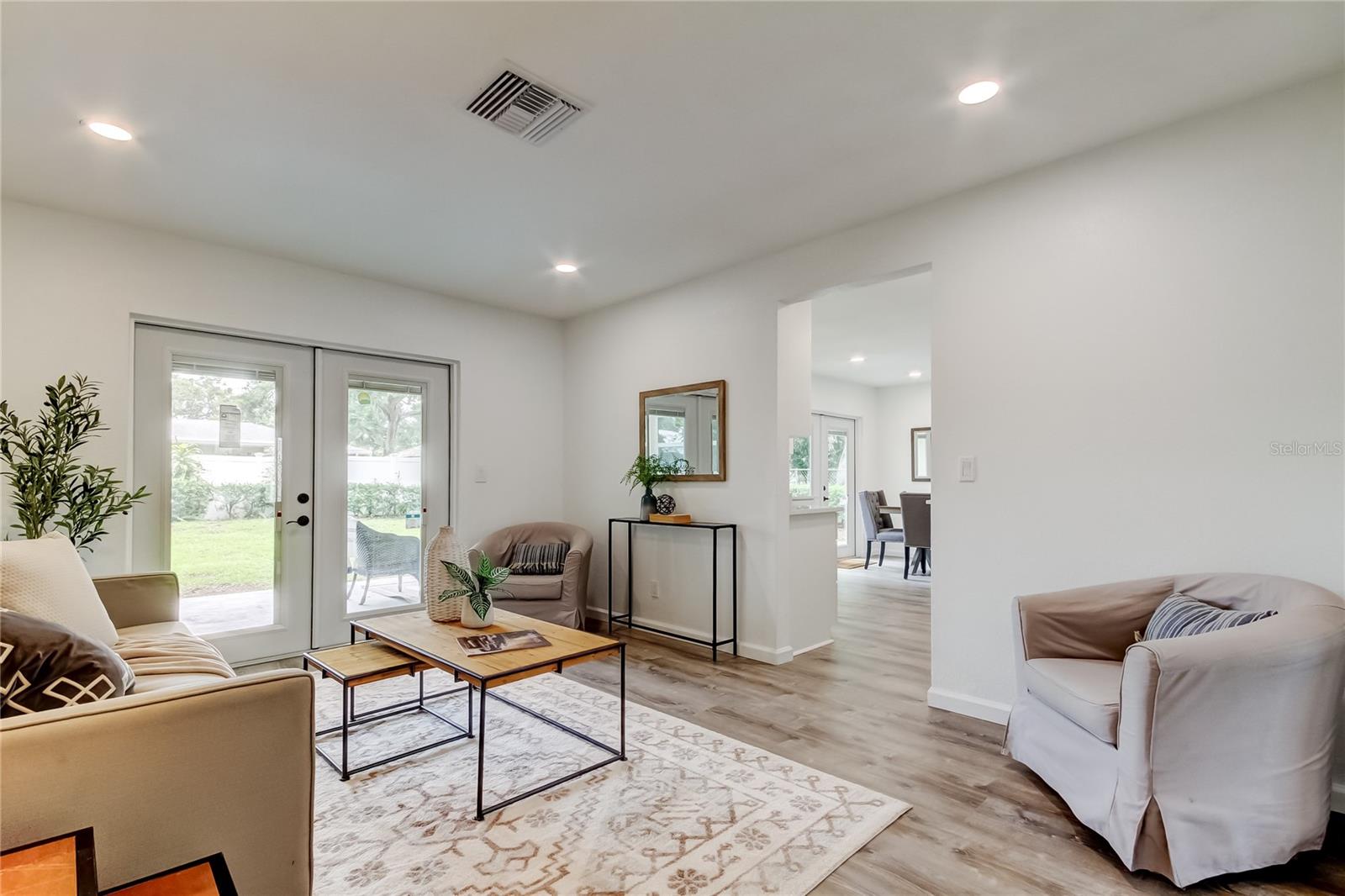 Image 25 of 52 For 13344 88th Avenue