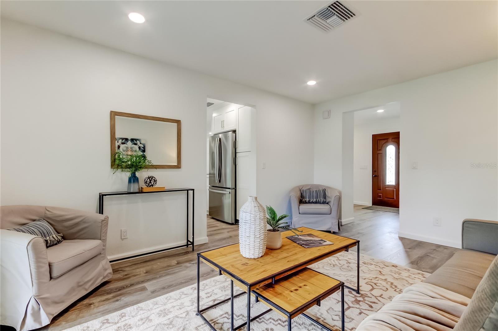 Image 27 of 52 For 13344 88th Avenue