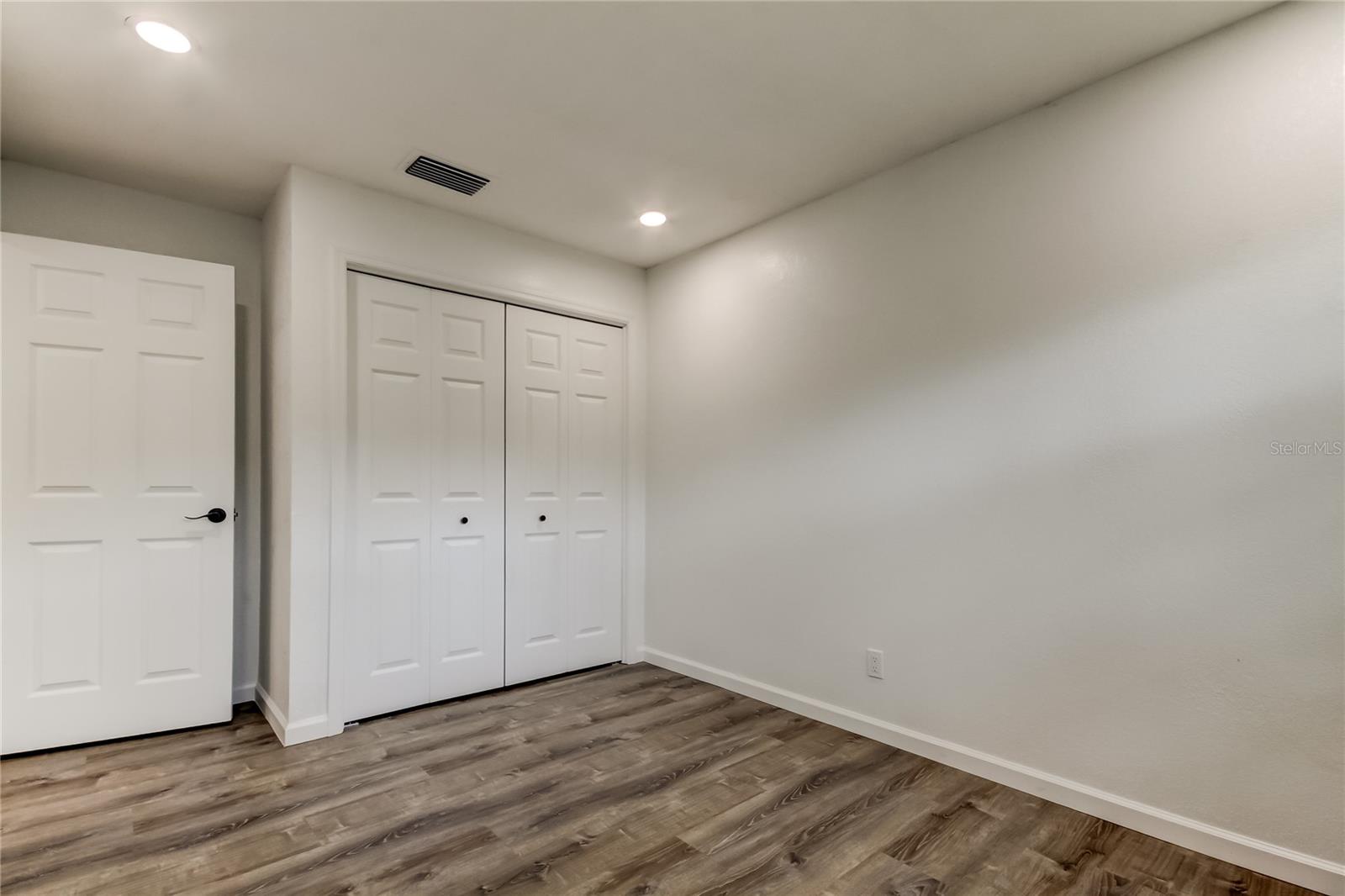 Image 37 of 52 For 13344 88th Avenue