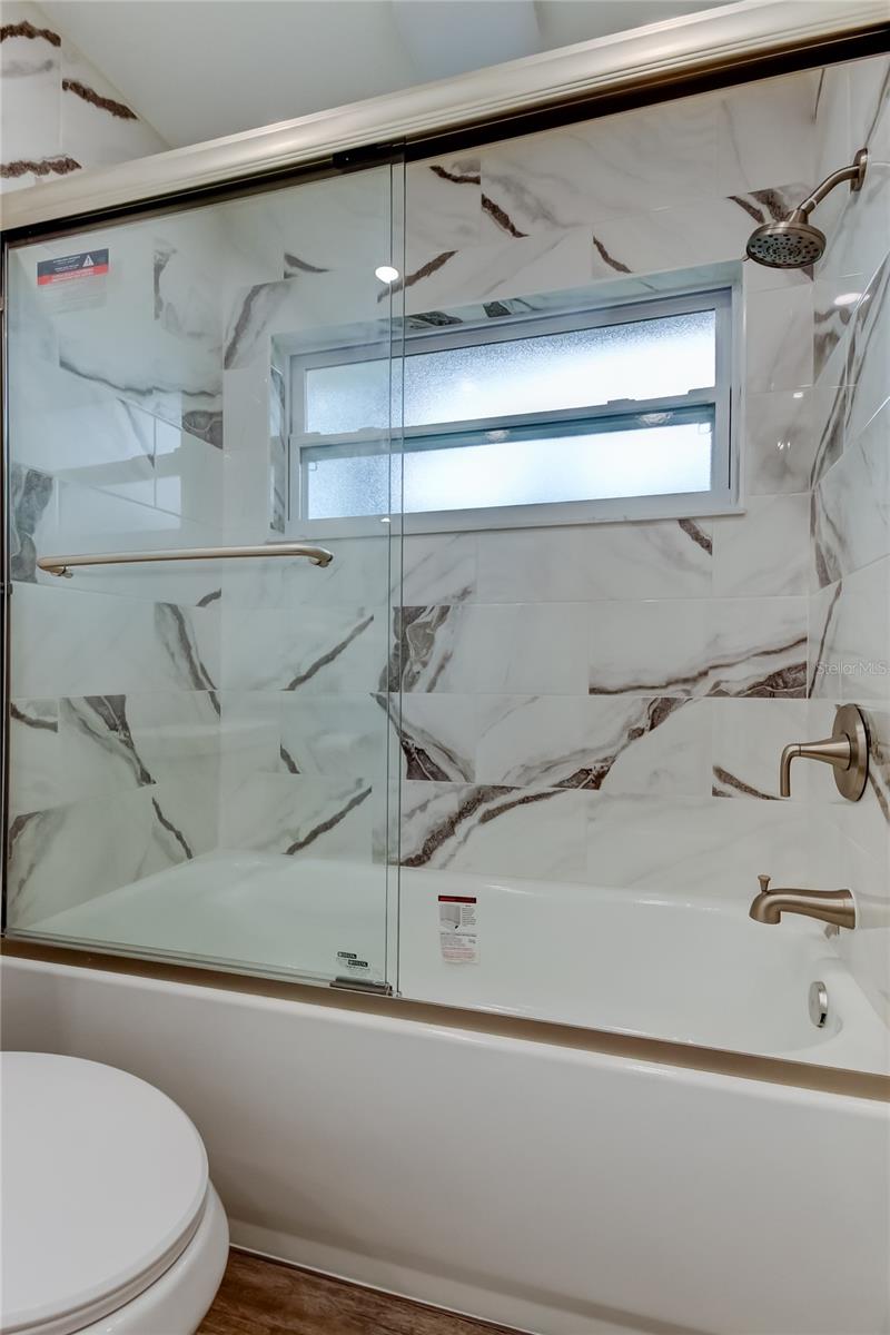 Image 39 of 52 For 13344 88th Avenue