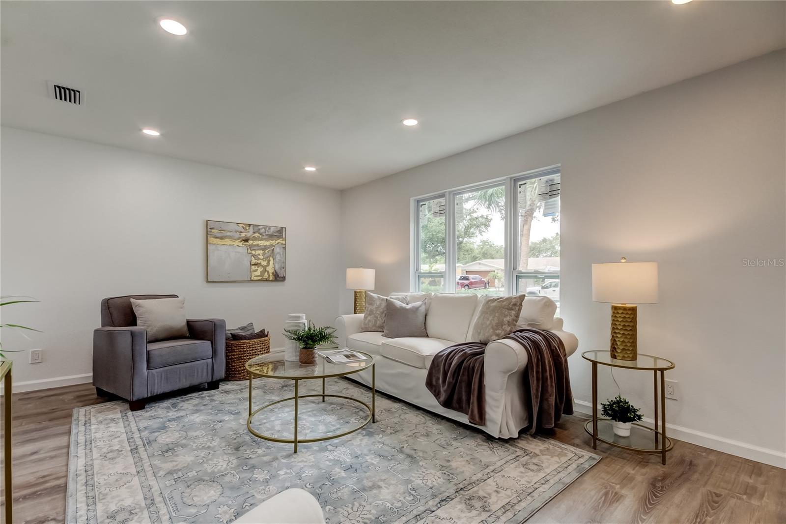 Image 5 of 52 For 13344 88th Avenue