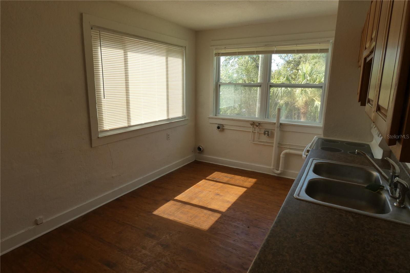 Image 6 of 10 For 5004 9th Avenue S B