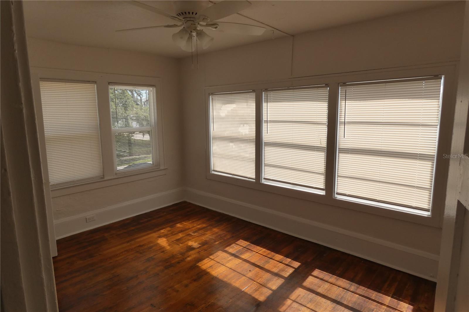 Image 7 of 10 For 5004 9th Avenue S B