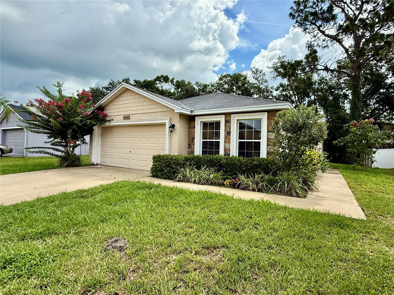 Listing photo id 0 for 6054 Merrifield Drive