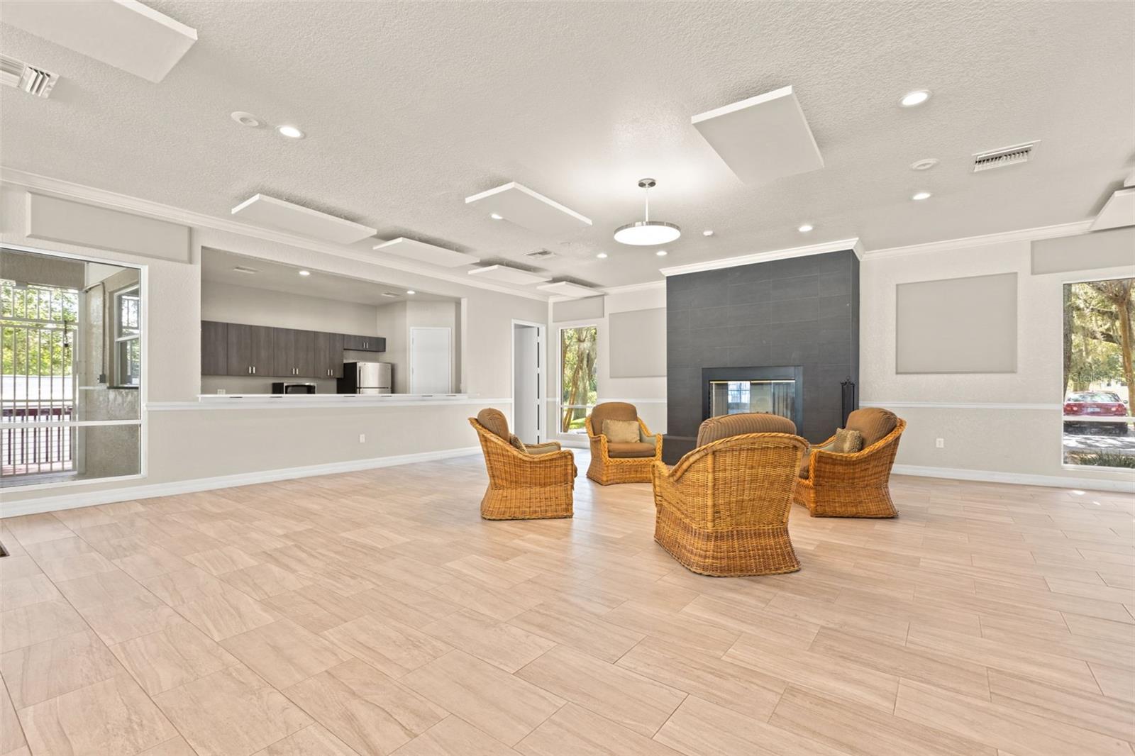 Image 36 of 39 For 34811 Arbor Green Place