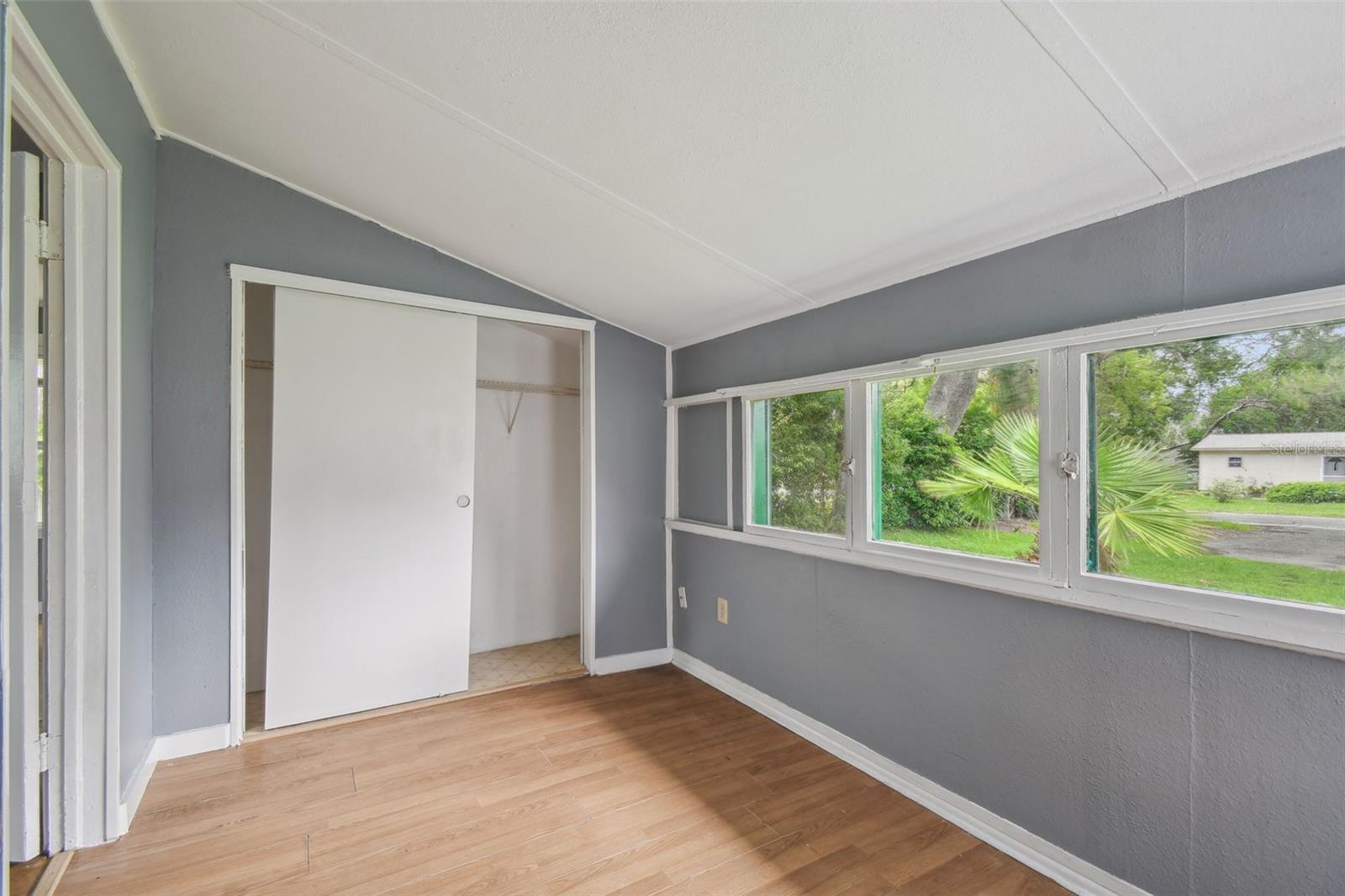 Image 11 of 43 For 6220 Missouri Avenue