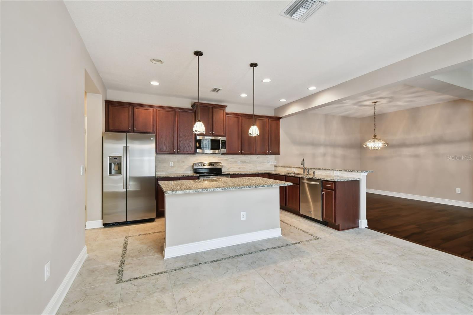 Image 15 of 73 For 11317 Wickersley Place