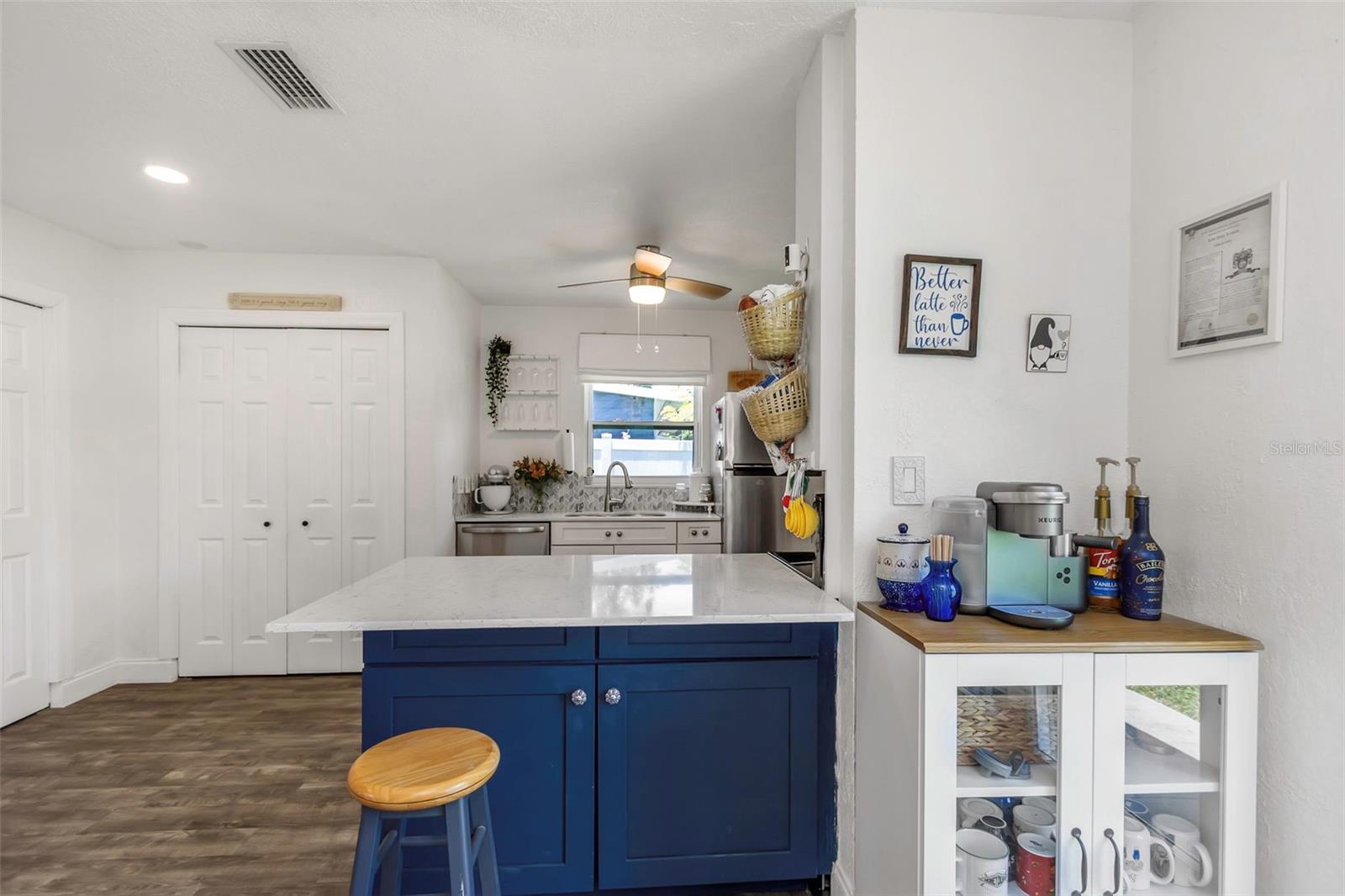 Image 14 of 47 For 5741 91st Avenue N