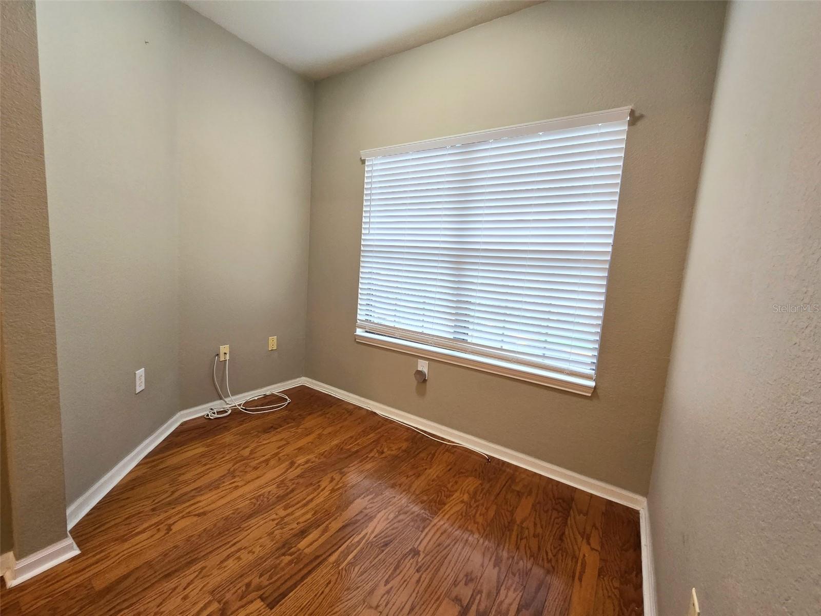 Image 4 of 18 For 2188 Chianti Place 10-102