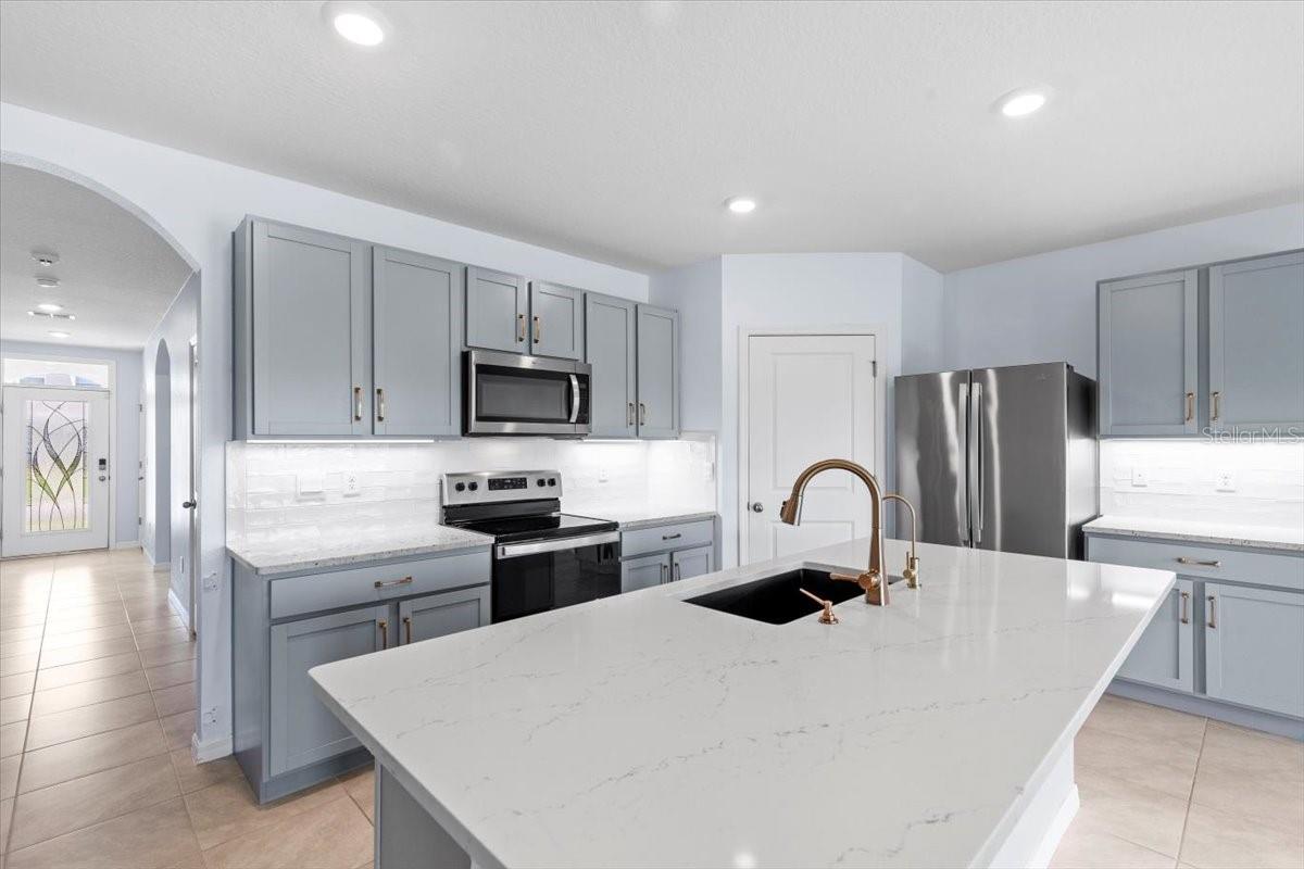 Listing photo id 2 for 33369 Hamilton Hill Lane