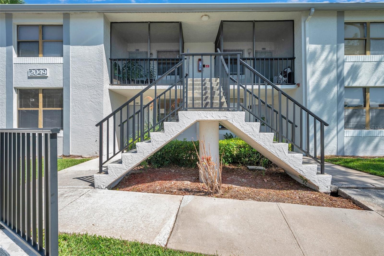 Image 2 of 40 For 2049 Skimmer Court W 311