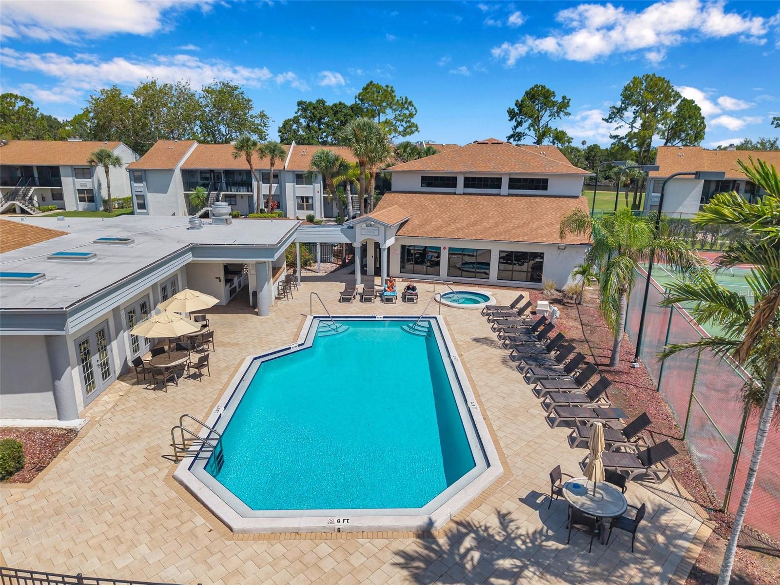 Image 37 of 40 For 2049 Skimmer Court W 311