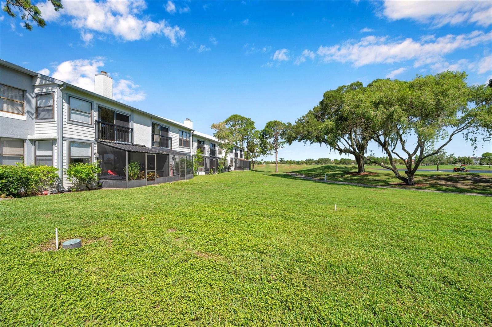 Image 4 of 40 For 2049 Skimmer Court W 311