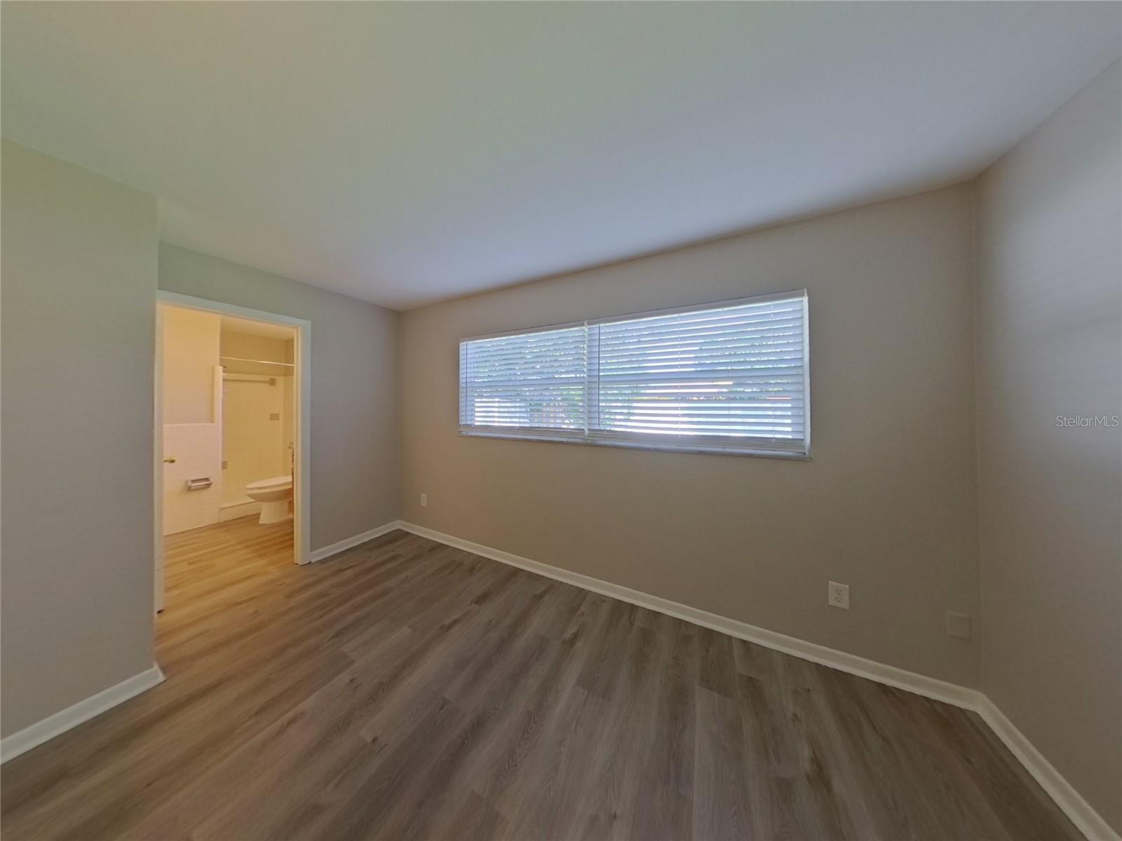 Image 8 of 17 For 2258 Lake Drive