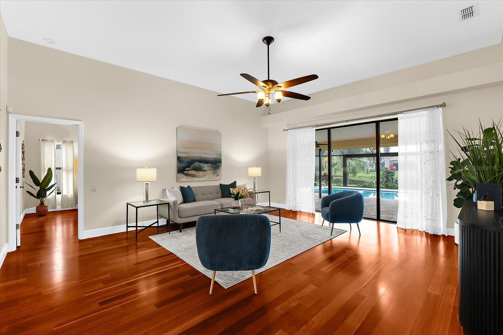 Image 6 of 61 For 3360 Hickorywood Way