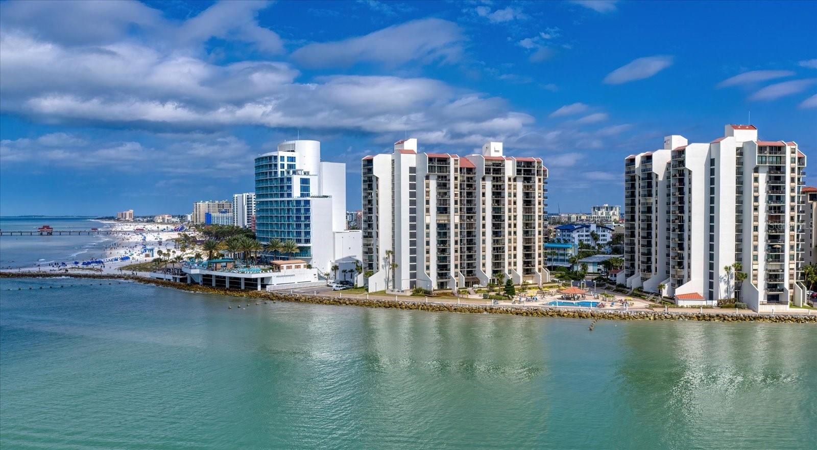 Image 23 of 32 For 440 Gulfview Boulevard 1404