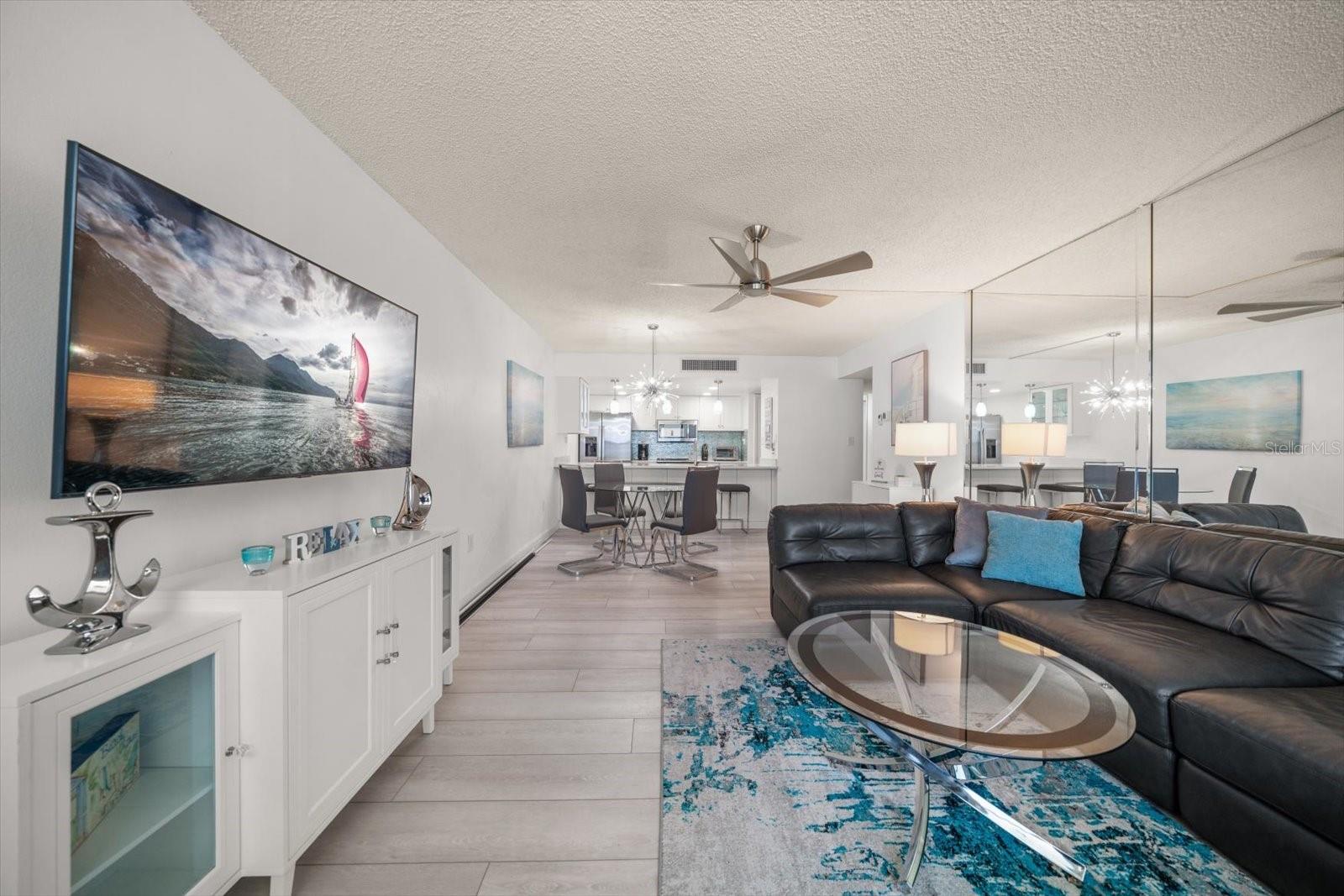 Image 5 of 32 For 440 Gulfview Boulevard 1404