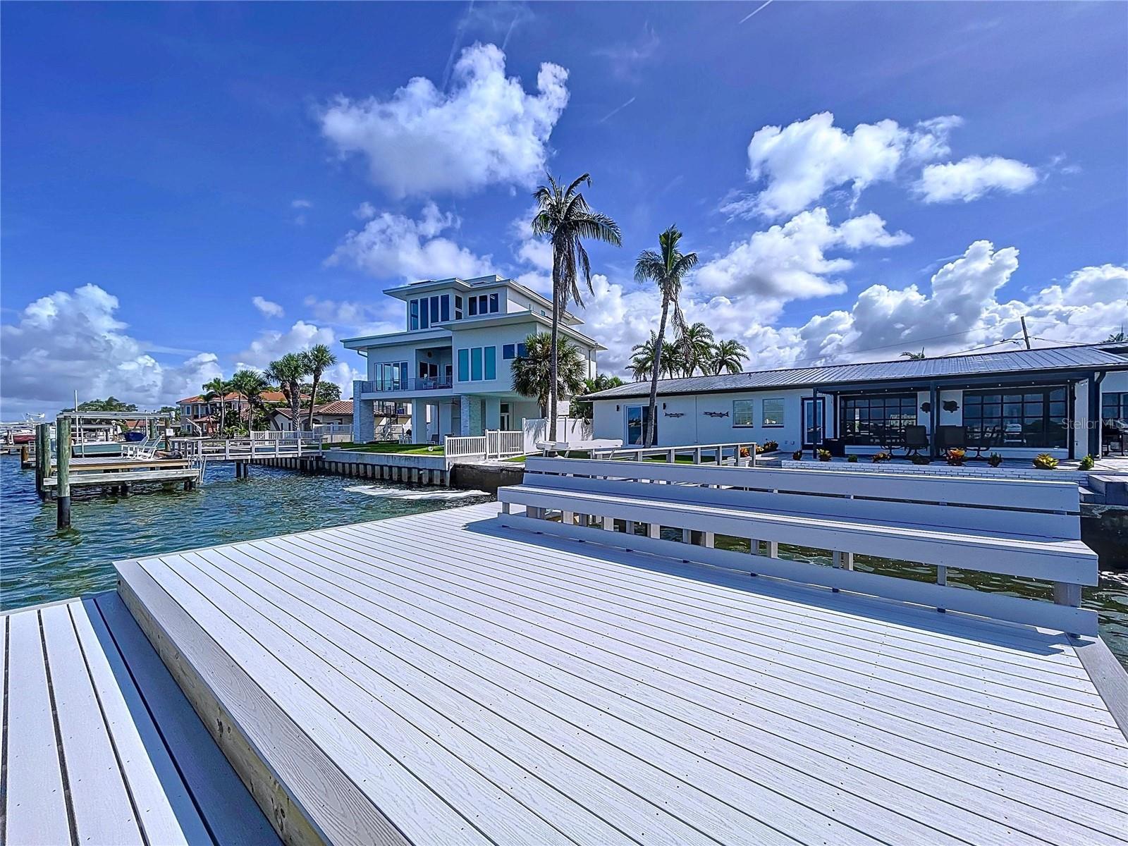 Image 43 of 64 For 1978 Dolphin Boulevard S