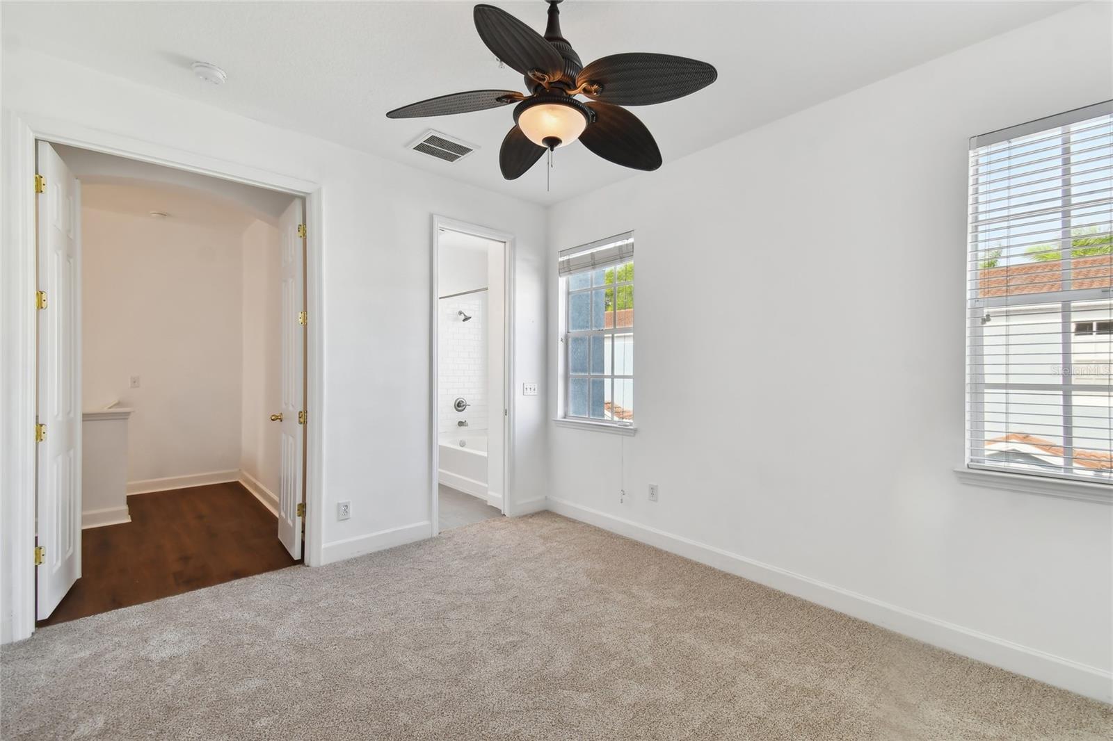 Image 11 of 16 For 3111 De Leon Street 9