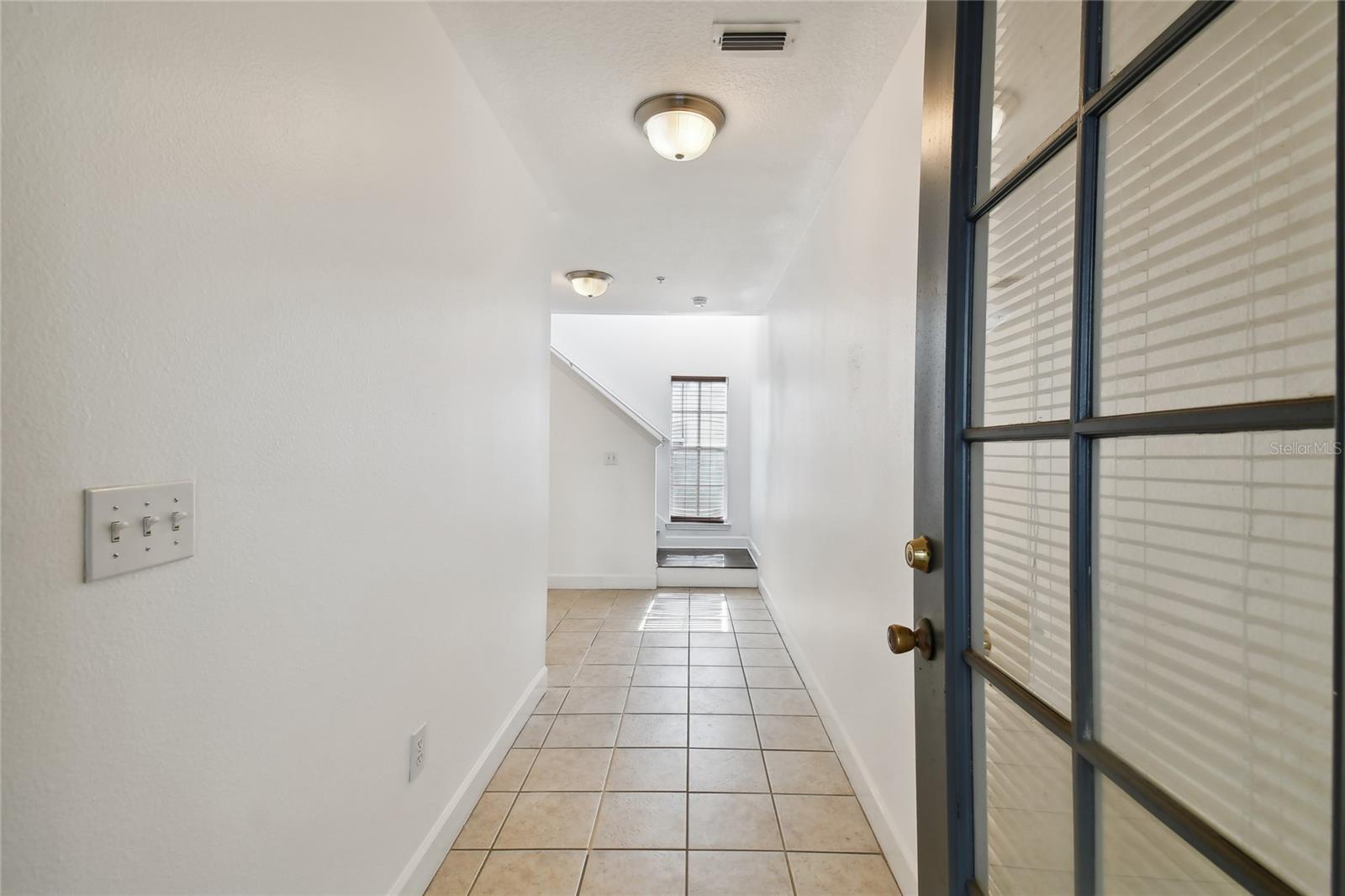 Image 2 of 16 For 3111 De Leon Street 9