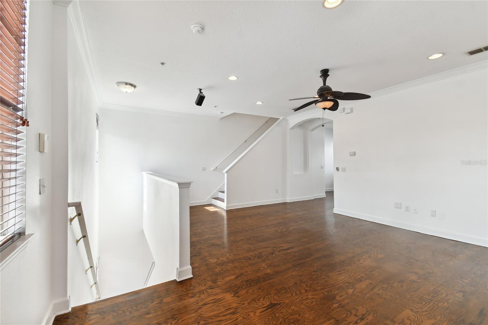 Image 4 of 16 For 3111 De Leon Street 9