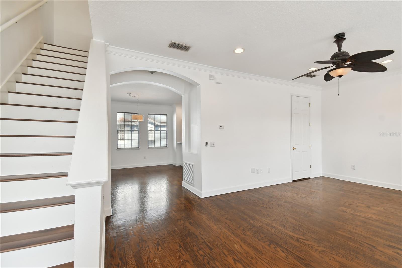Image 7 of 16 For 3111 De Leon Street 9