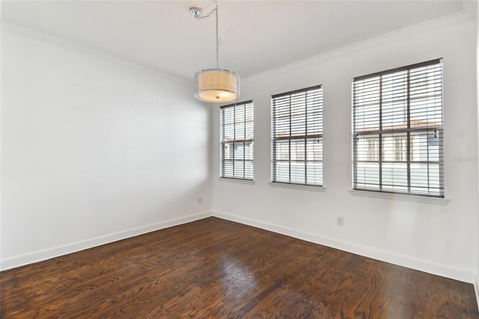 Image 8 of 16 For 3111 De Leon Street 9