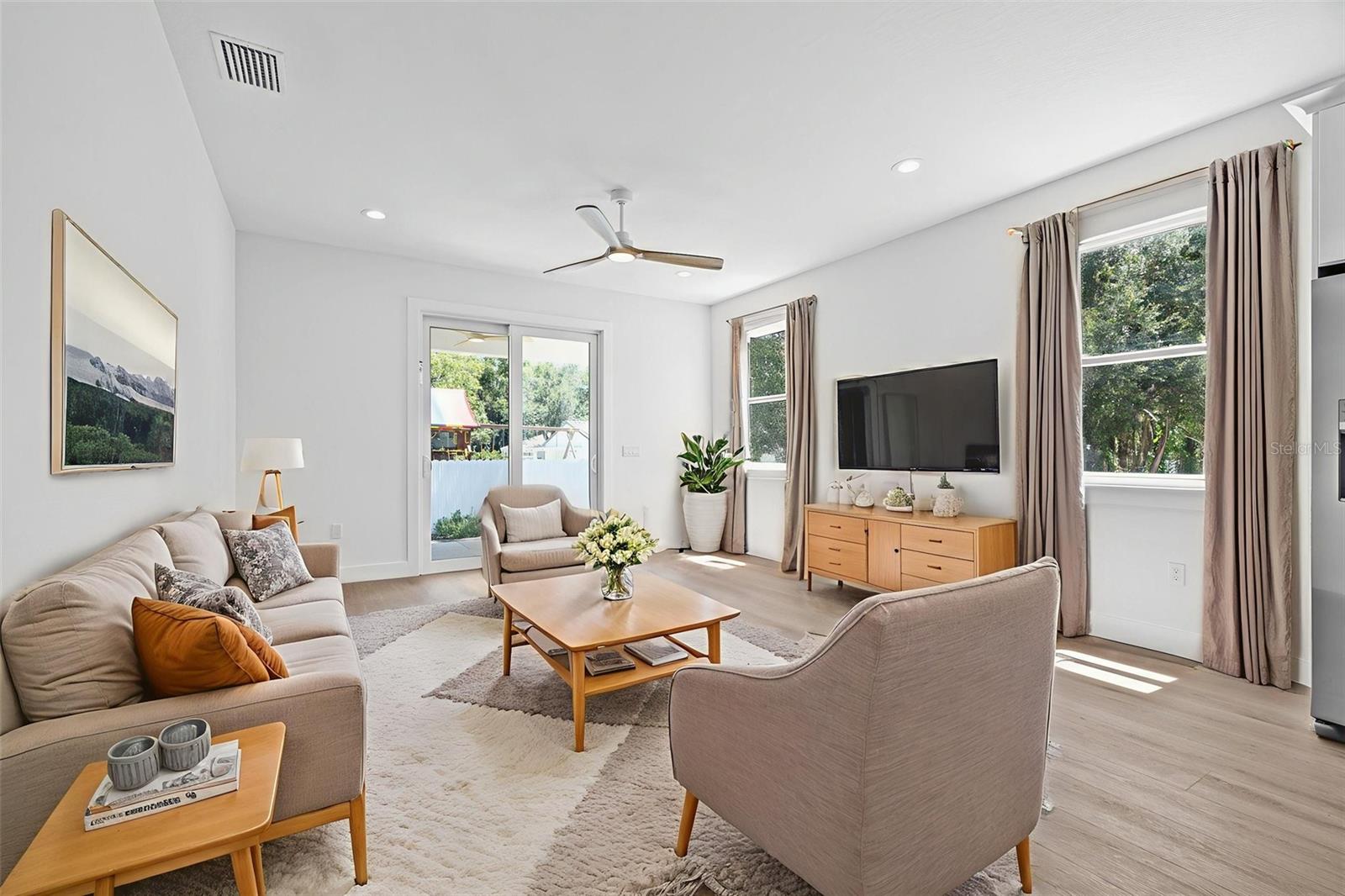 Image 12 of 33 For 7617 Alvina Street