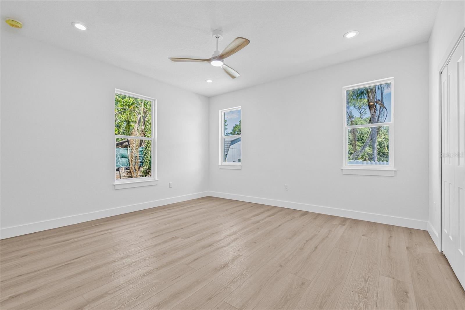 Image 19 of 33 For 7617 Alvina Street