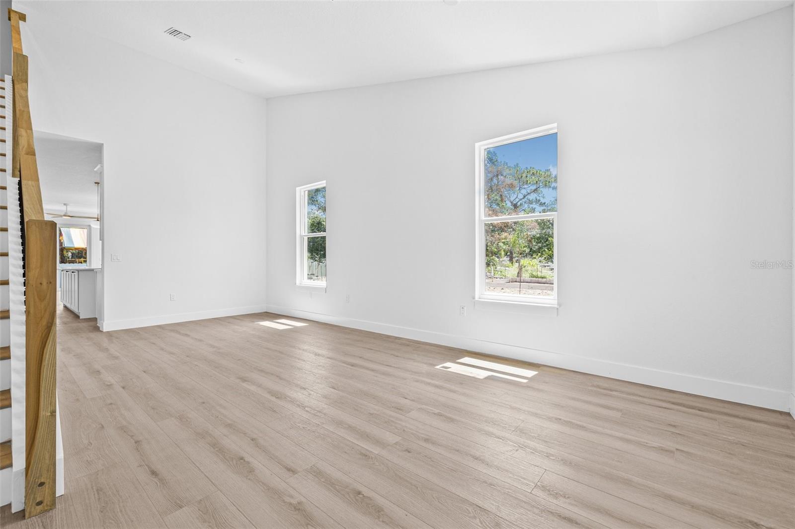 Image 4 of 33 For 7617 Alvina Street