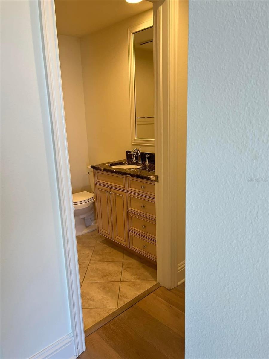 Image 18 of 23 For 11 Baymont Street 601