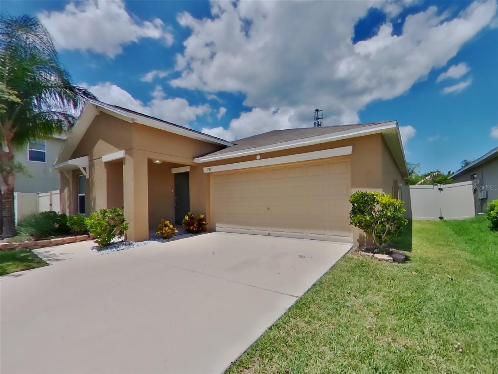 Image 15 of 16 For 1732 Broad Winged Hawk Drive