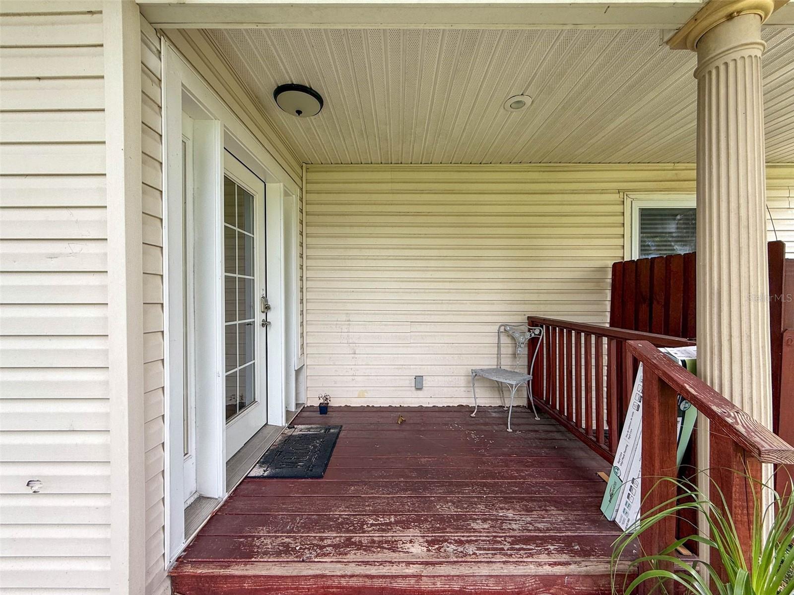 Image 17 of 73 For 425 49th Street N