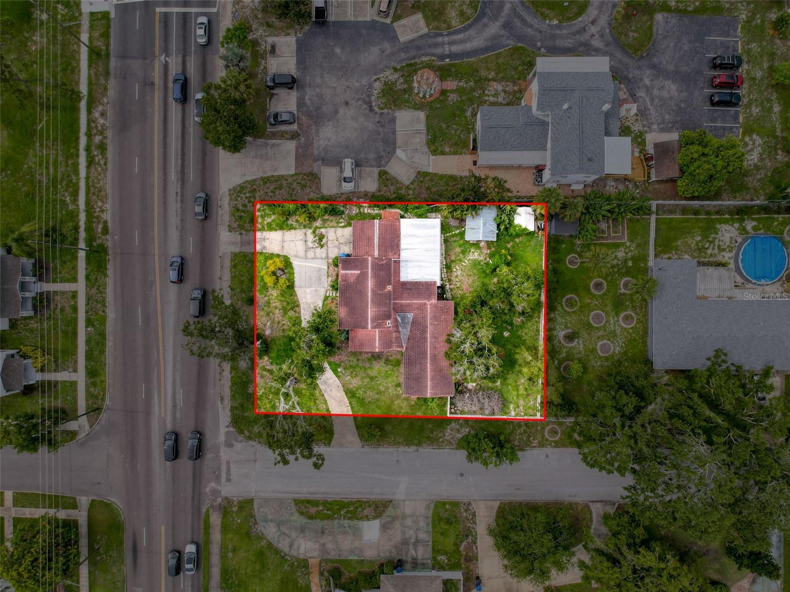 Image 4 of 73 For 425 49th Street N