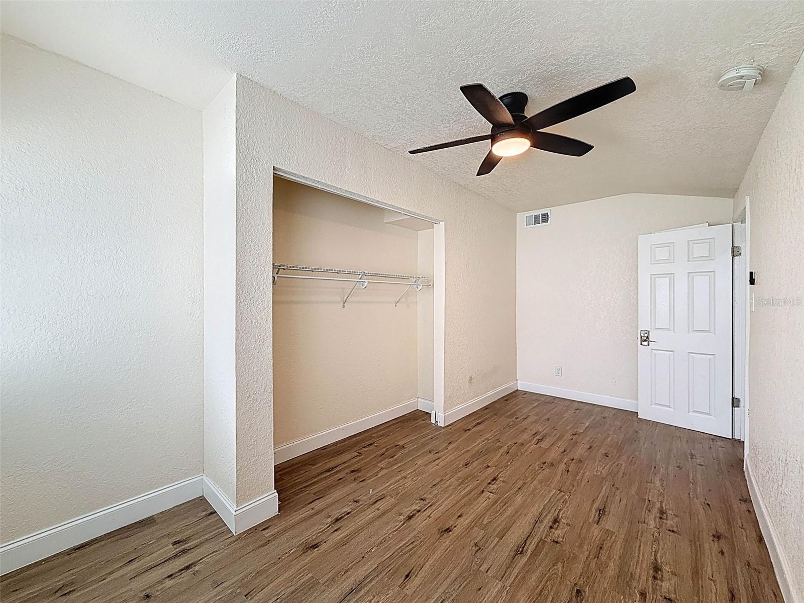 Image 47 of 73 For 425 49th Street N