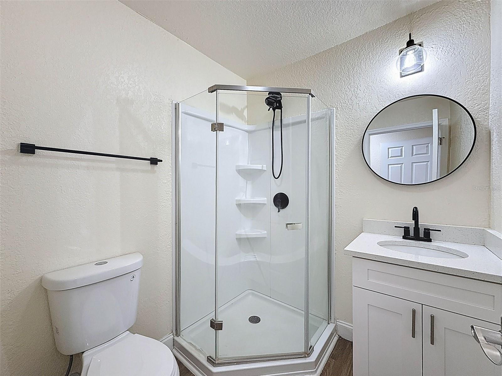 Image 52 of 73 For 425 49th Street N