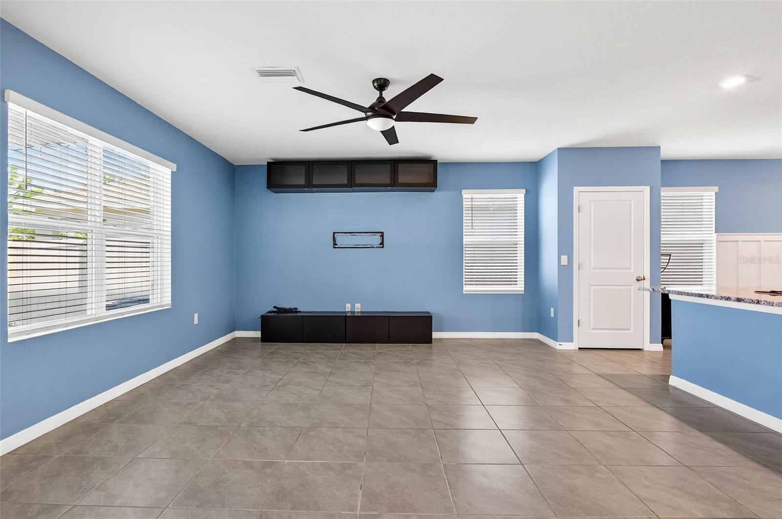 Image 16 of 52 For 3384 Suncoast Plains Drive