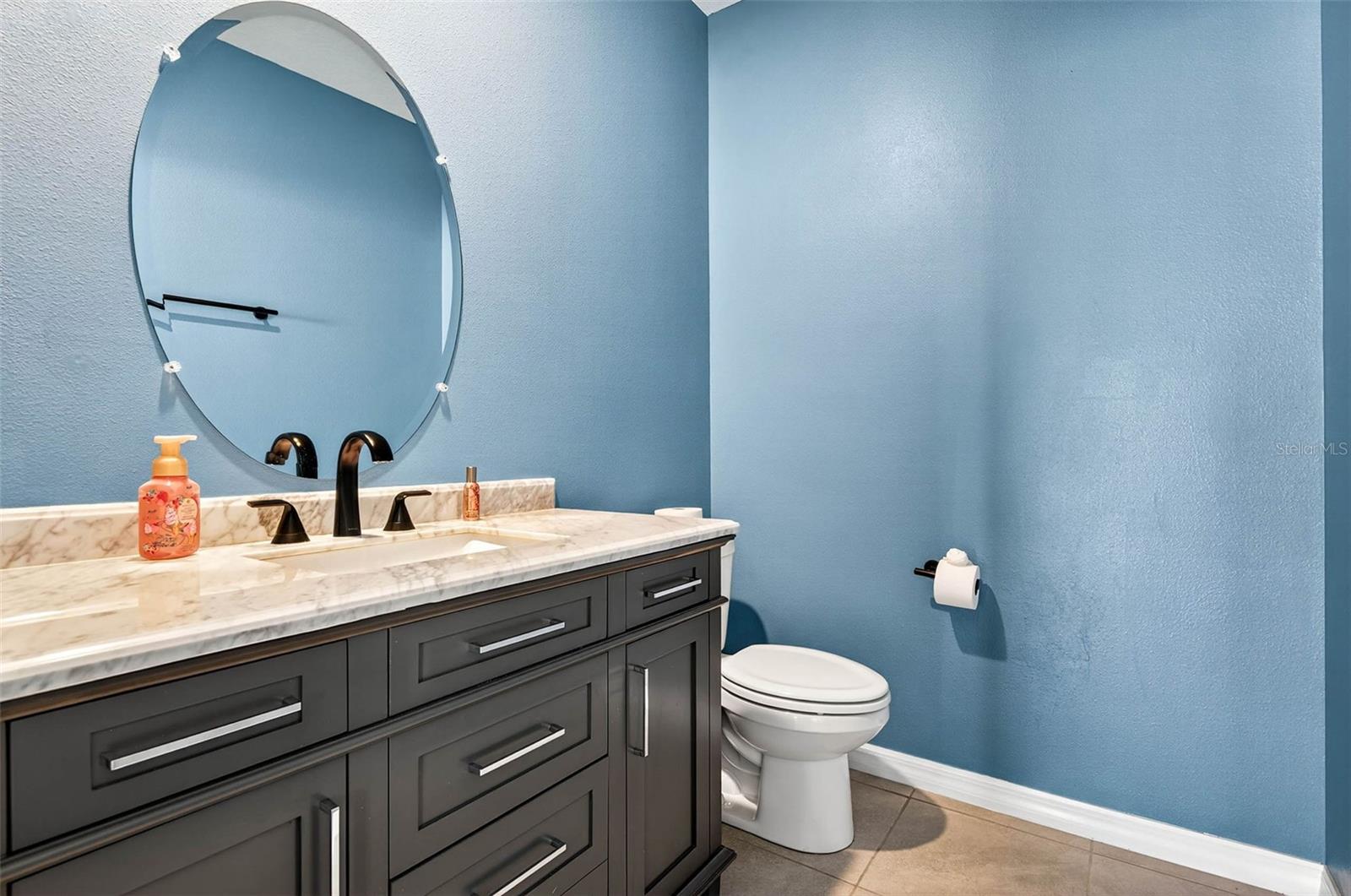Image 17 of 52 For 3384 Suncoast Plains Drive