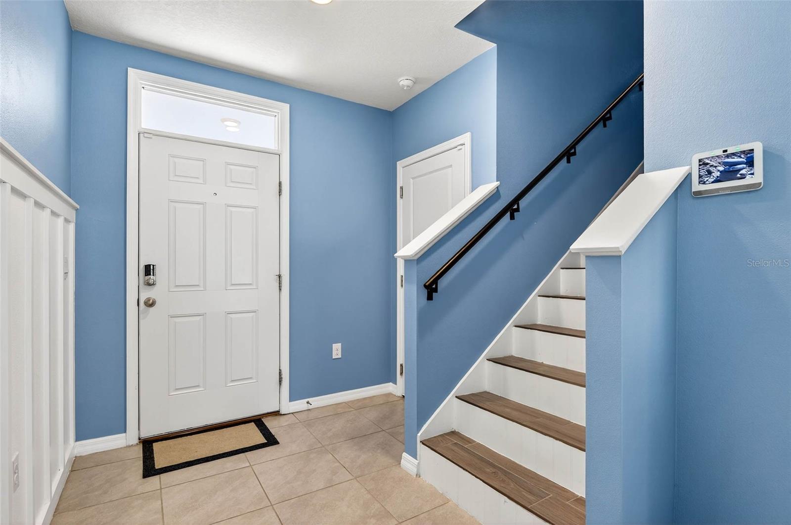 Image 6 of 52 For 3384 Suncoast Plains Drive