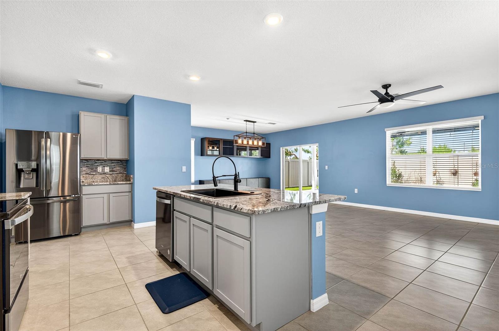 Image 8 of 52 For 3384 Suncoast Plains Drive