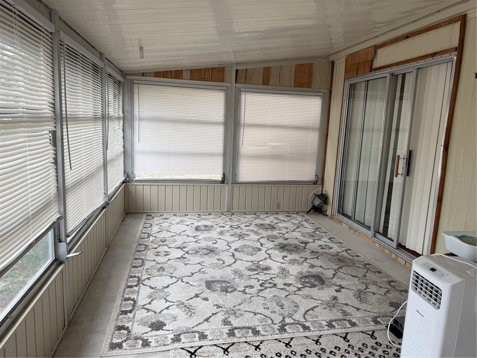 Image 9 of 23 For 12335 George Drive