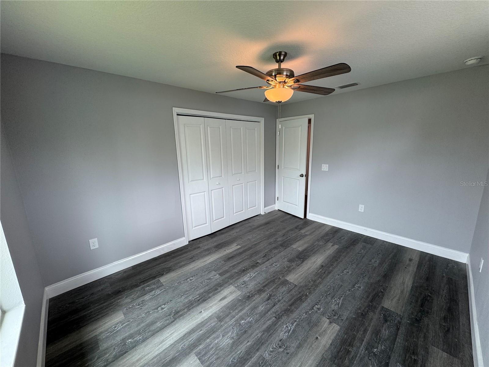 Image 11 of 17 For 3329 Roxbury Drive