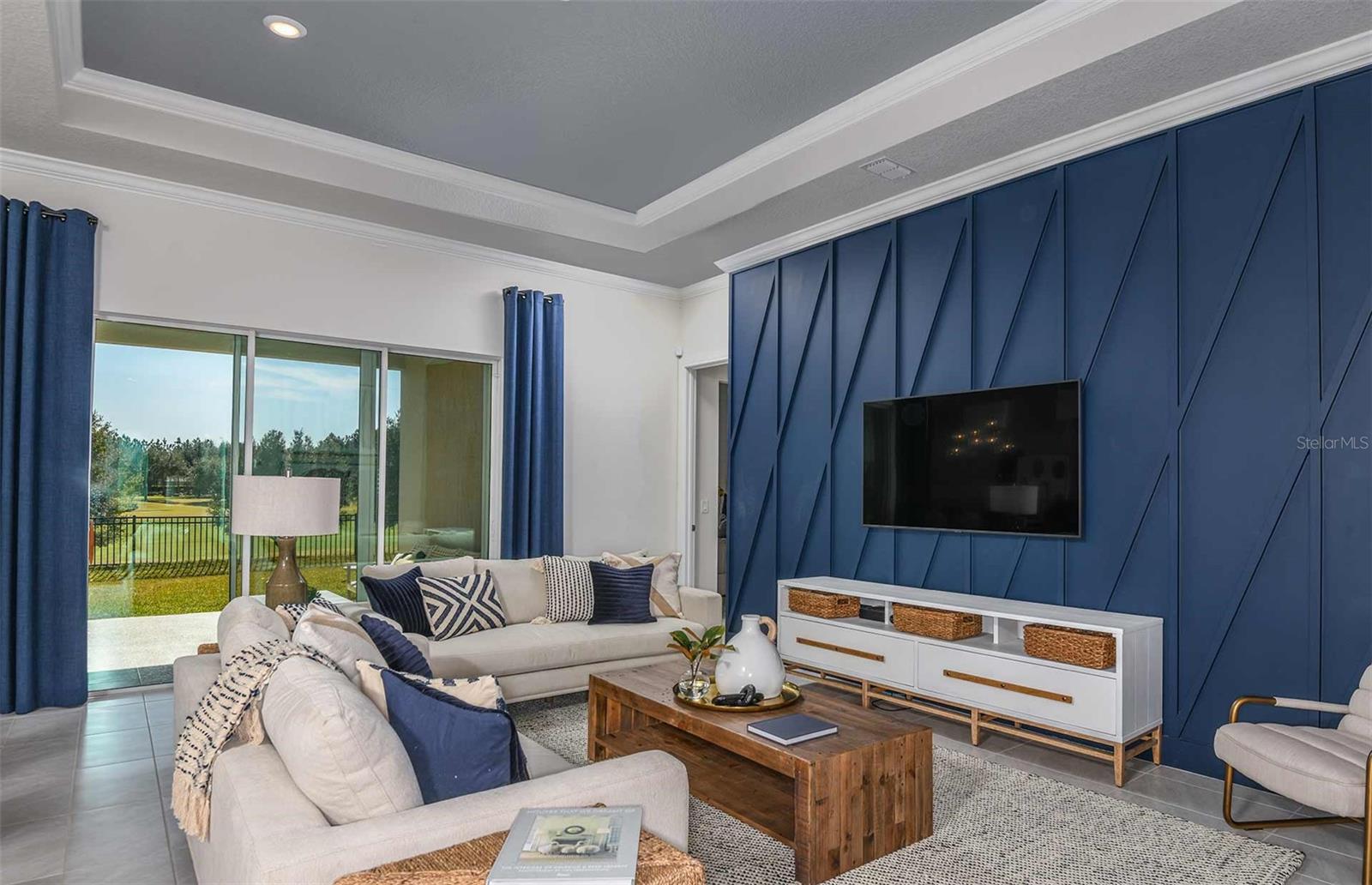 Image 4 of 24 For 13668 Canyon Ridge Road