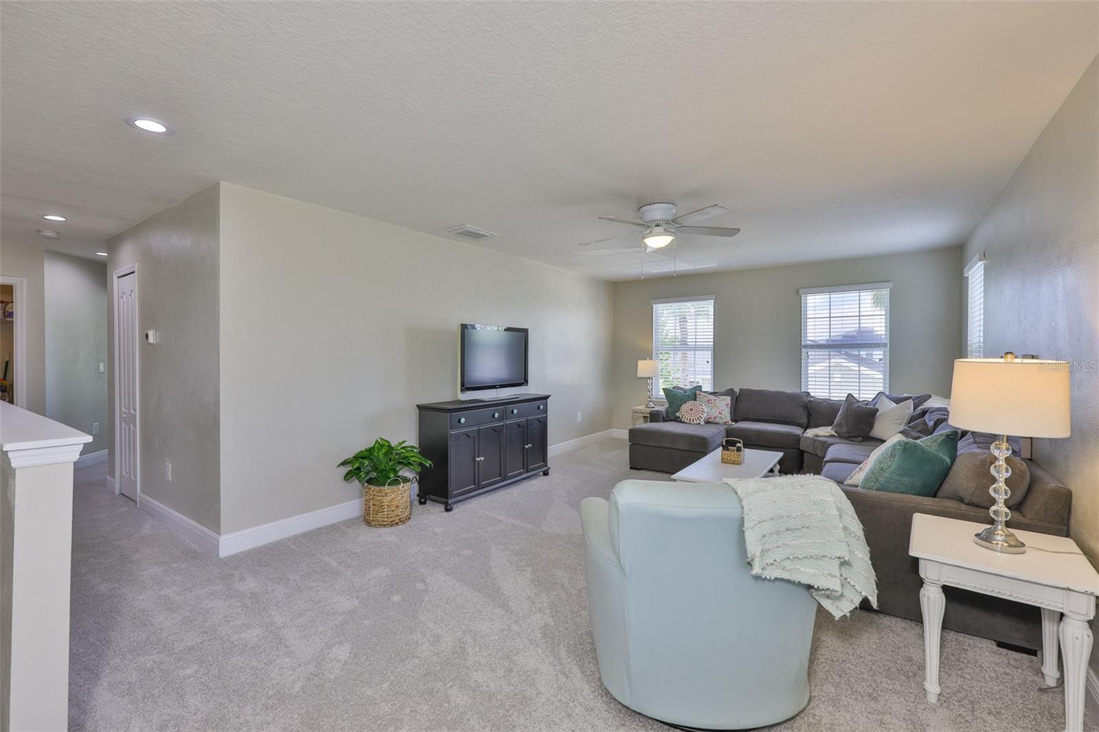 Image 41 of 60 For 11044 Spring Point Circle