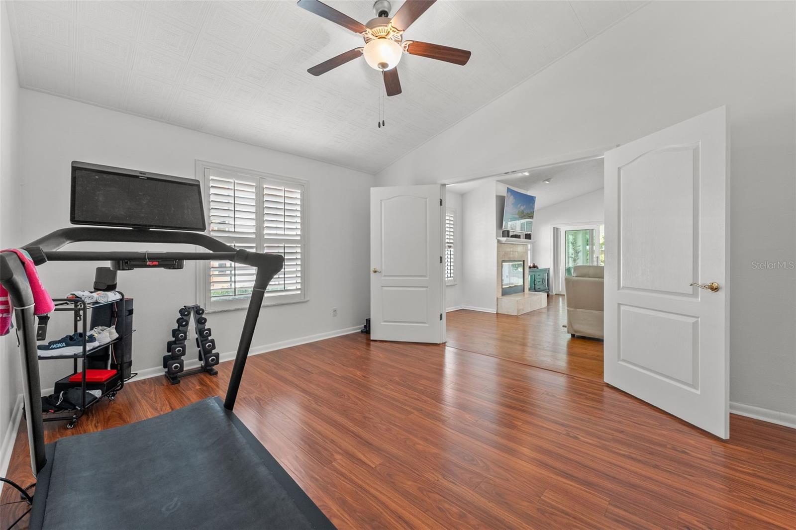 Image 13 of 40 For 2817 La Concha Drive