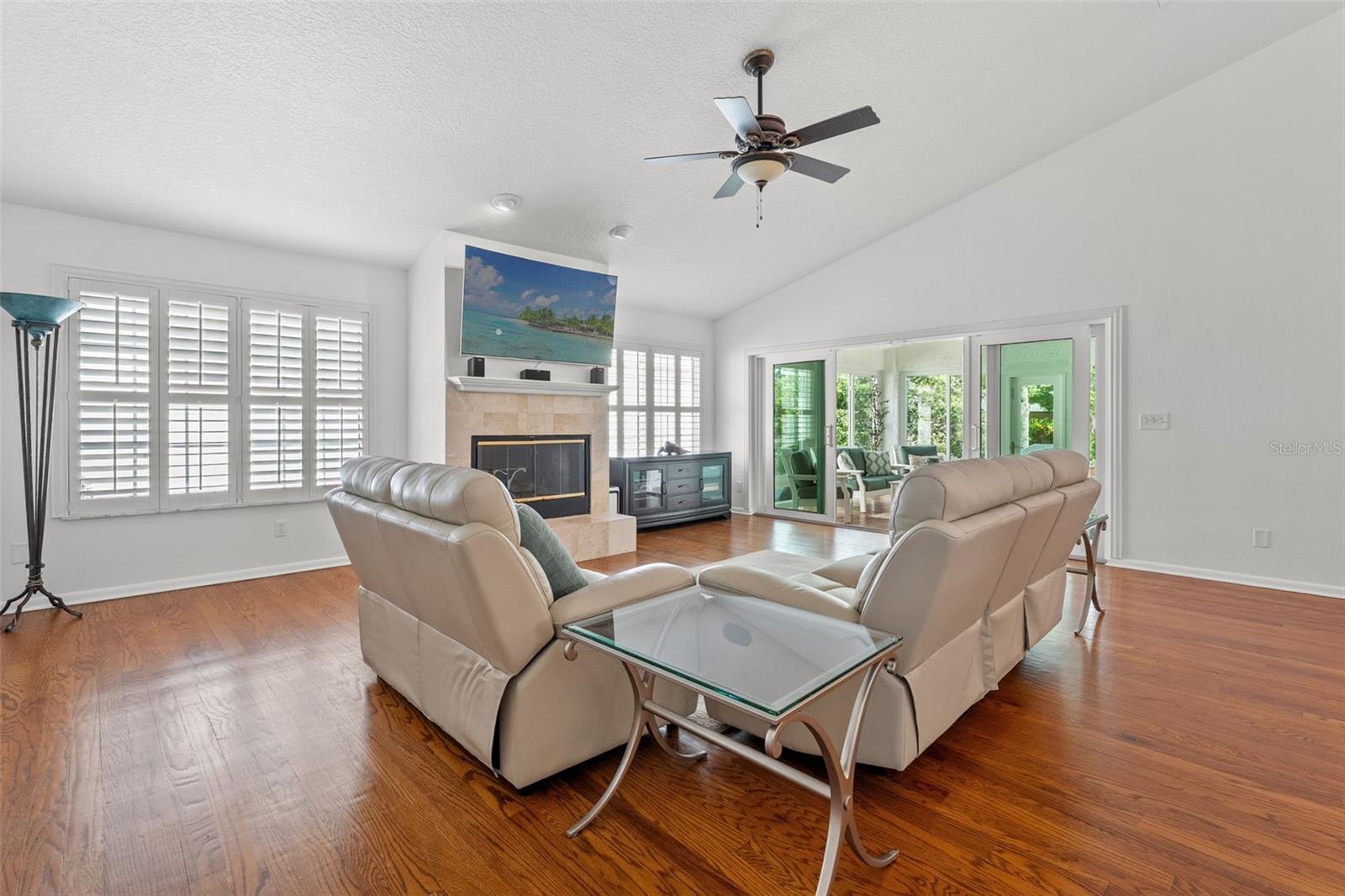 Image 14 of 40 For 2817 La Concha Drive