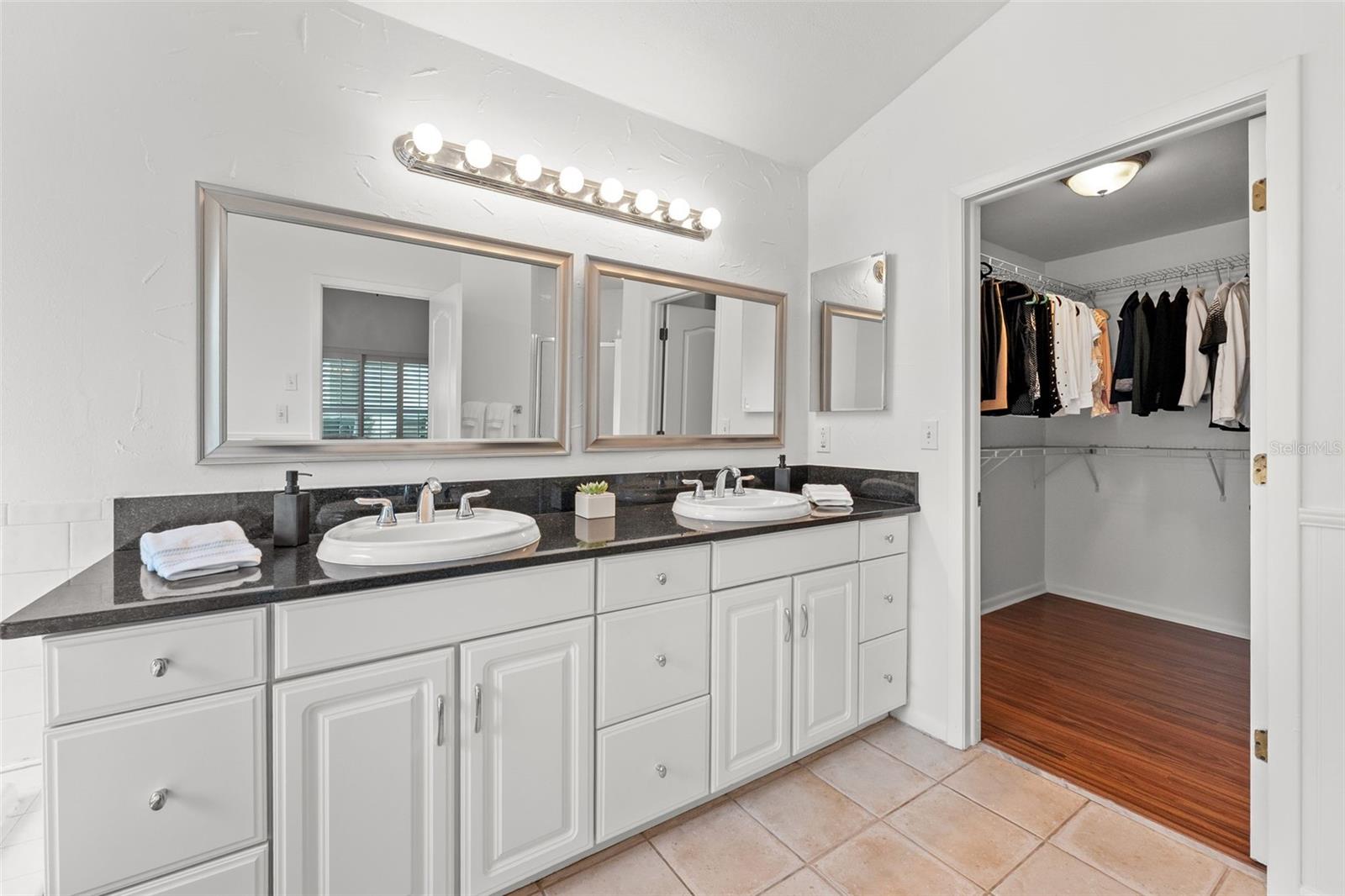 Image 29 of 40 For 2817 La Concha Drive