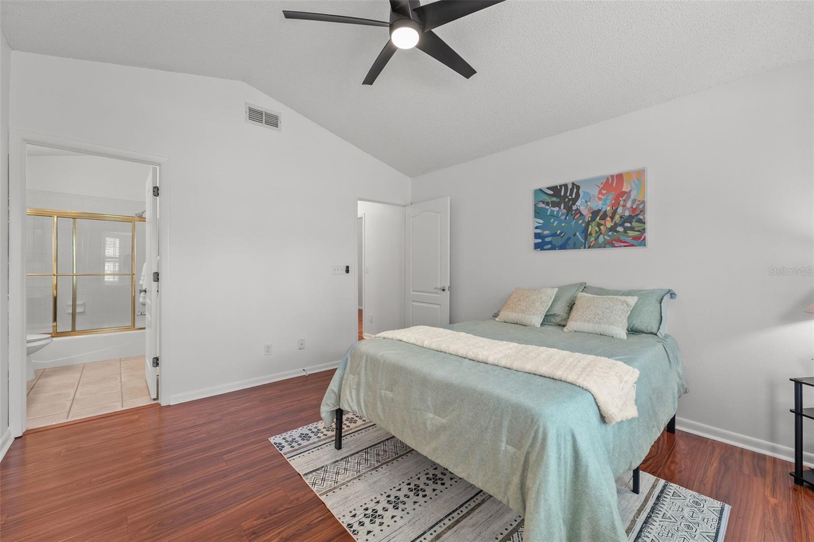 Image 9 of 40 For 2817 La Concha Drive